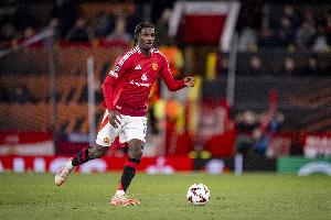 慧眼识珠，曼联小将海文以前踢前锋＆受默特萨克指导才改打中后卫